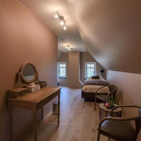 De Waeterhoeve 4* Snaaskerke
